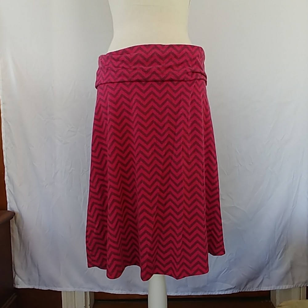 Pink Chevron skirt